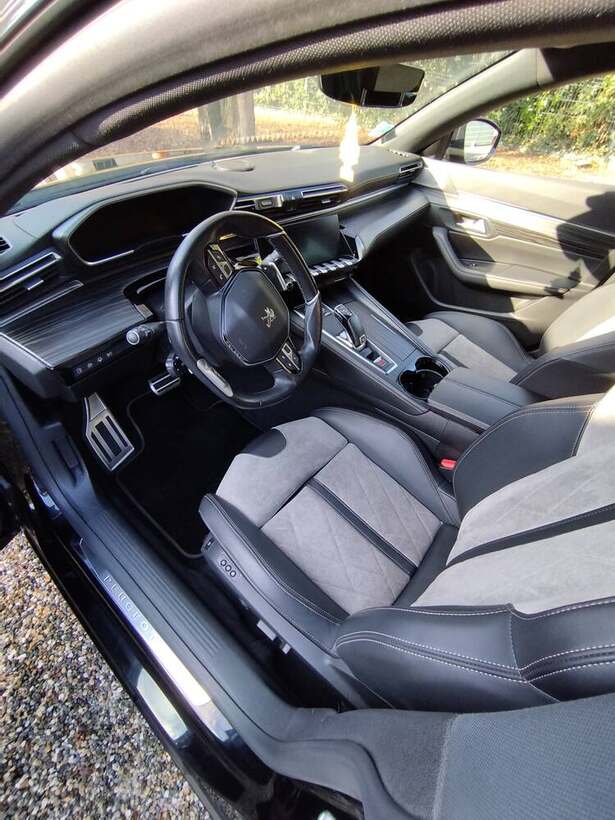 Intérieur Peugeot après nettoyage